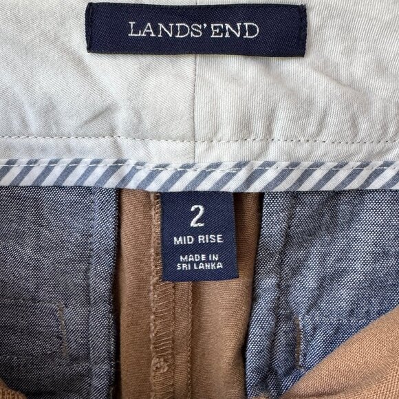 Land's End Chino Shorts Sz 2 Flat Front Straight leg Mid Rise Preppy Classic - Picture 3 of 9